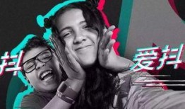 微博爆料最新抖音博主,揭秘其爆火背后的秘密！”